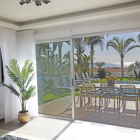 Sunrise * Ajía Nápa