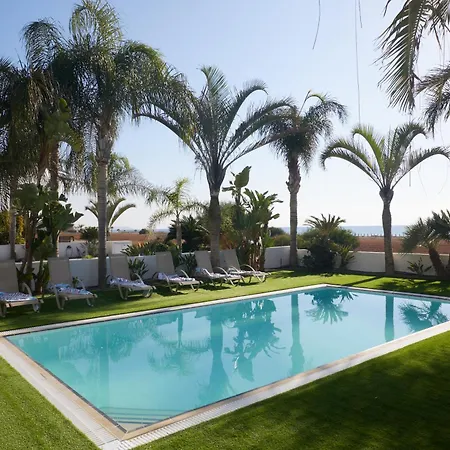 Sunrise Villa *