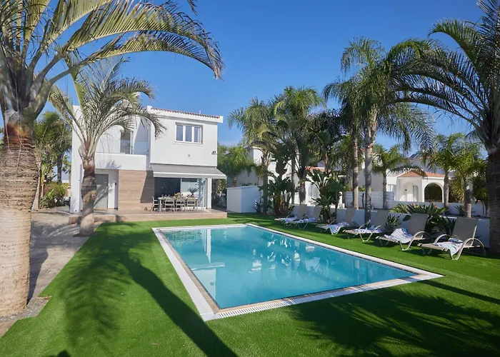 Sunrise Villa Ayia Napa