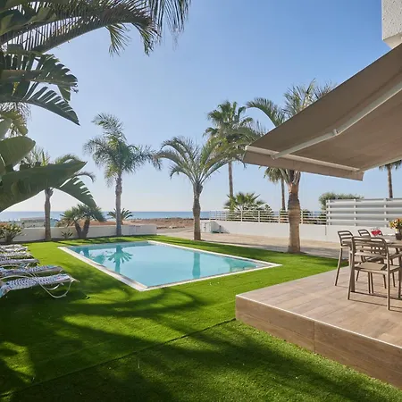 Sunrise Villa *